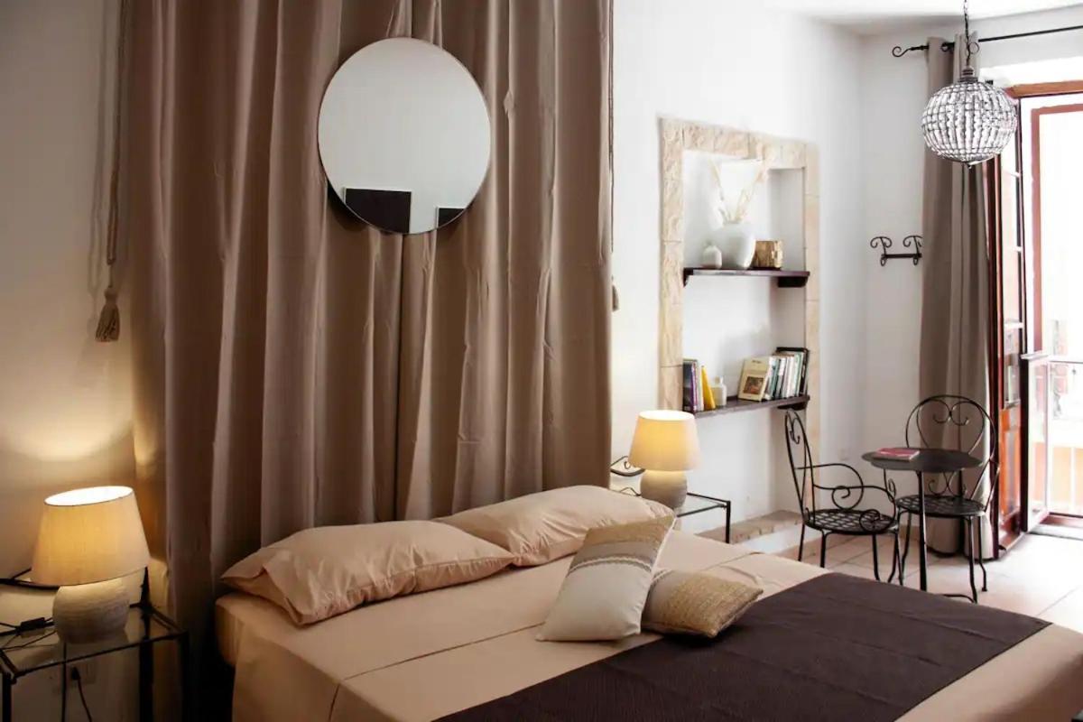 Castello'S Rooms Cagliari Esterno foto